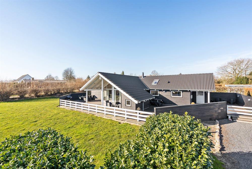 Holiday home in Hejlsminde for 10 persons