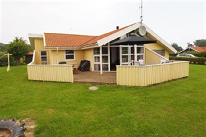 Holiday home in Mommark for 10 persons