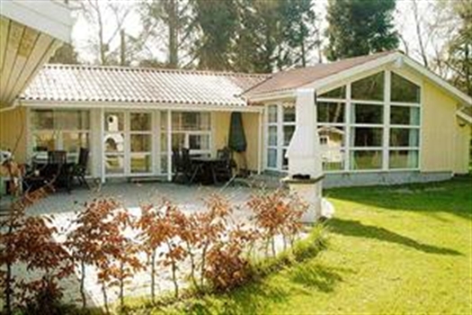 Holiday home in Marielyst for 14 persons